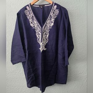 Saks Fifth Avenue embroidery tunic blouse